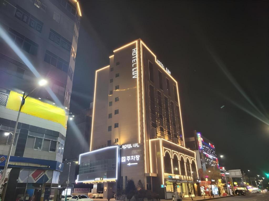 Business Design Hotel Luv Inchon Exterior foto