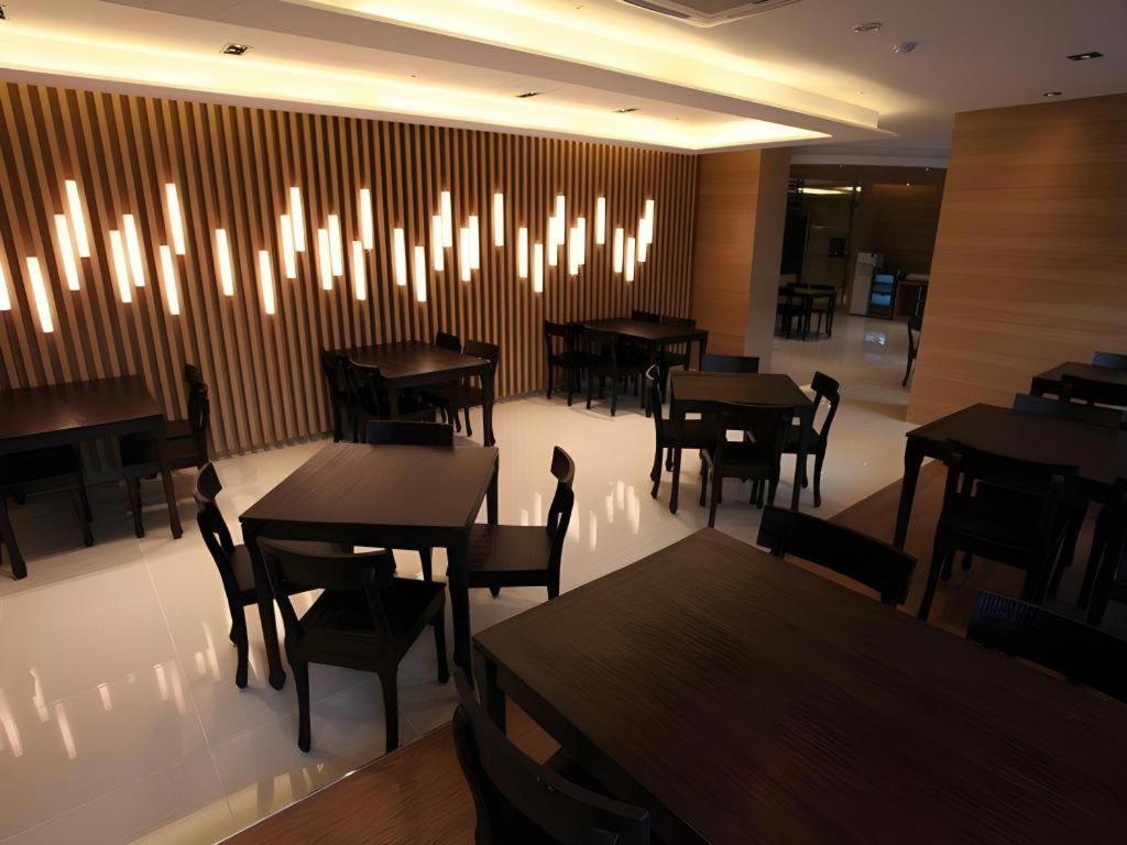 Business Design Hotel Luv Inchon Exterior foto