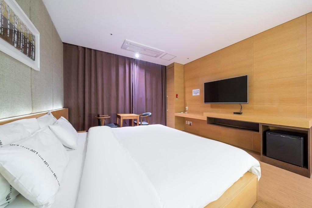 Business Design Hotel Luv Inchon Exterior foto