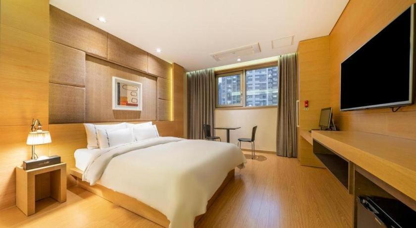 Business Design Hotel Luv Inchon Exterior foto